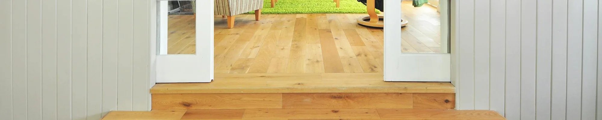 Hardwood flooring in a bright Phoenix AZ home