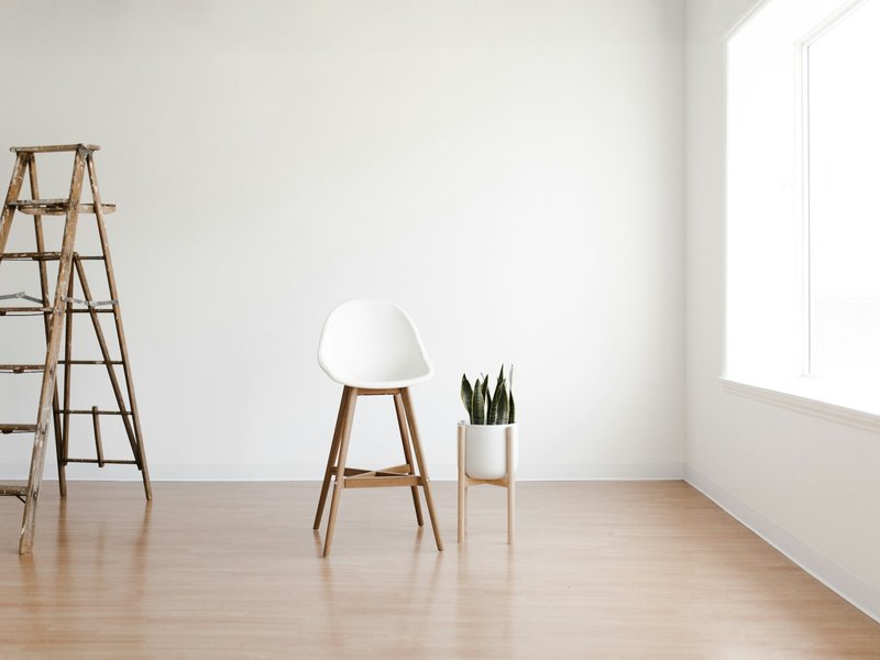 Laminate flooring in a bright and open room in Phoenix AZ